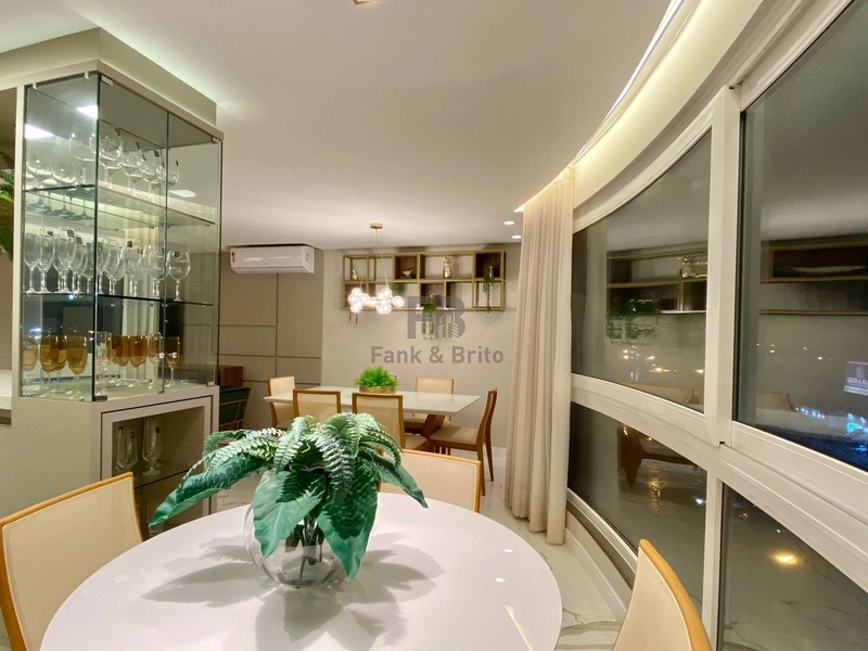 TRÊS DORMITÓRIOS DE ALTO PADRÃO A VENDA NO CENTRO DE CAPÃO DA CANOA: 4ª foto da galeria de imagens do imóvel