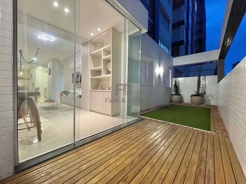 VENDE AMPLO APARTAMENTO COM TERRAÇO NO BAIRRO NAVEGANTES: 12ª foto da galeria de imagens do imóvel