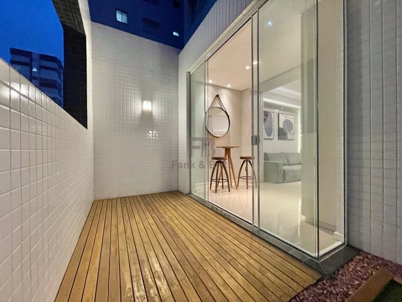 VENDE AMPLO APARTAMENTO COM TERRAÇO NO BAIRRO NAVEGANTES: 11ª foto da galeria de imagens do imóvel