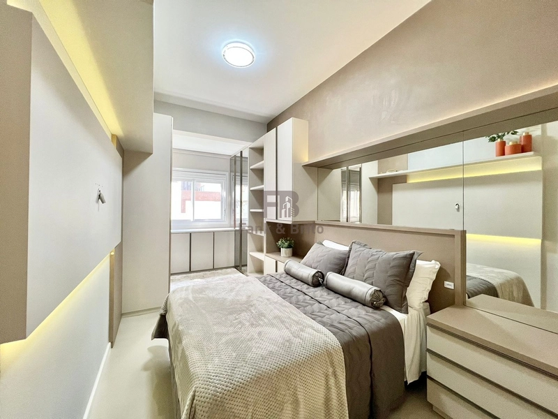 VENDE AMPLO APARTAMENTO COM TERRAÇO NO BAIRRO NAVEGANTES: 5ª foto da galeria de imagens do imóvel