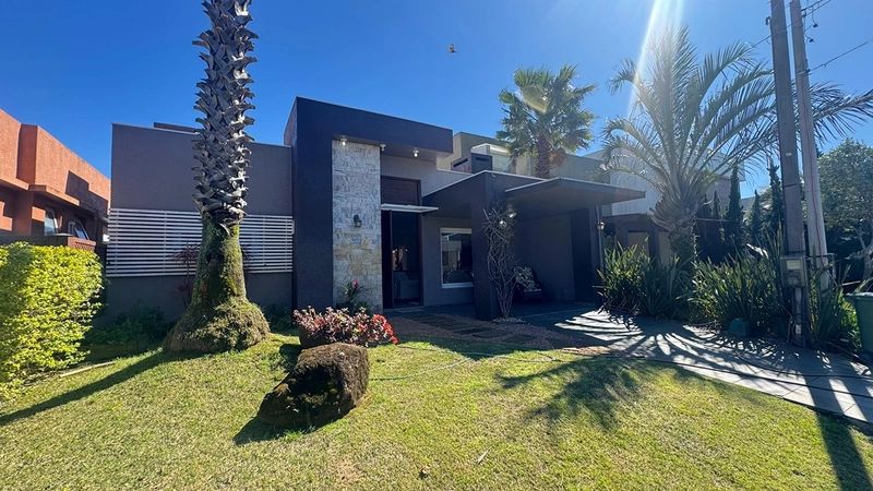 CASA A VENDA EM CONDOMINIO NAUTICO: 1ª foto da galeria de imagens do imóvel