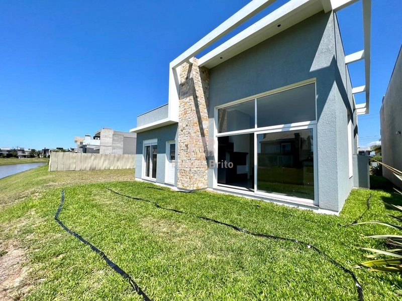 CASA TERREA  A VENDA EM CONDOMINIO FECHADO: 5ª foto da galeria de imagens do imóvel