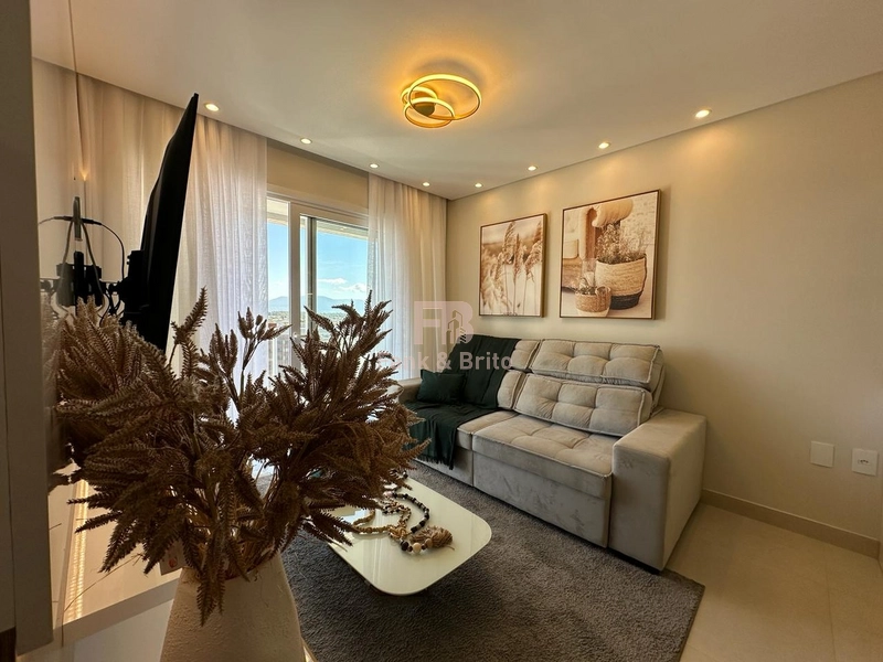 Dois dormitórios no centro de Capão da Canoa: 2ª foto da galeria de imagens do imóvel