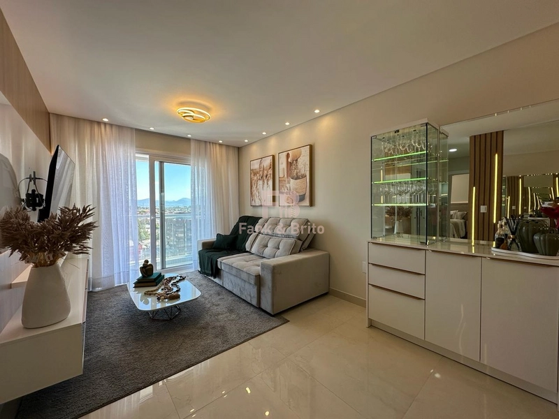 Dois dormitórios no centro de Capão da Canoa: 3ª foto da galeria de imagens do imóvel