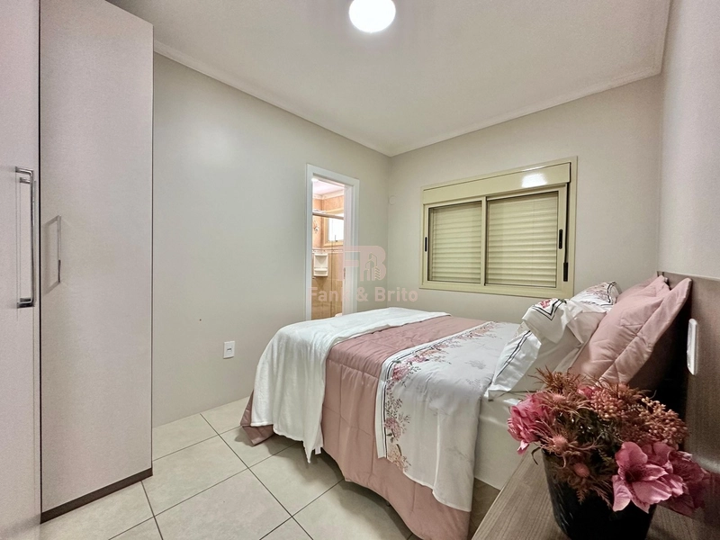 SACADA DE FRENTE PARA AVENIDA.: 9ª foto da galeria de imagens do imóvel