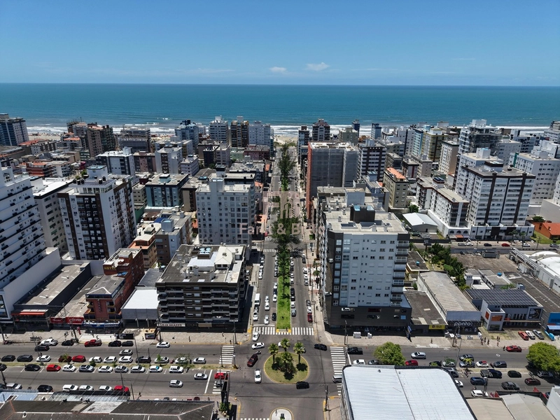 SACADA DE FRENTE PARA AVENIDA.: 12ª foto da galeria de imagens do imóvel