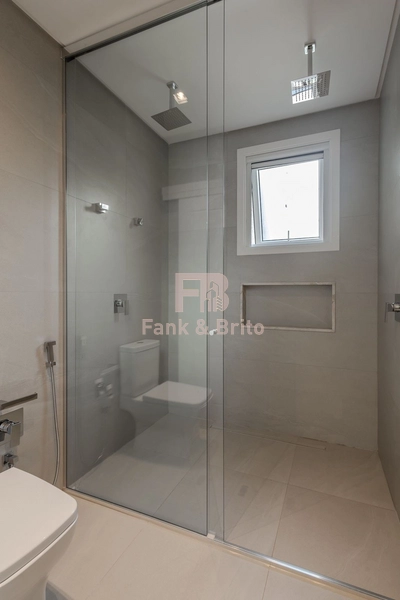 Luxuosa Casa em Condomínio de Alto Padrão: 74ª foto da galeria de imagens do imóvel