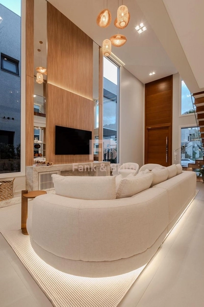 Luxuosa Casa em Condomínio de Alto Padrão: 19ª foto da galeria de imagens do imóvel