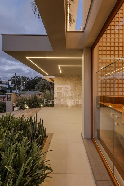 Luxuosa Casa em Condomínio de Alto Padrão: 11ª foto da galeria de imagens do imóvel