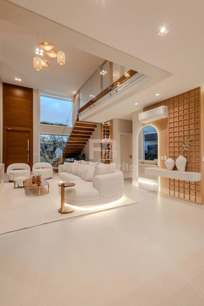 Luxuosa Casa em Condomínio de Alto Padrão: 20ª foto da galeria de imagens do imóvel