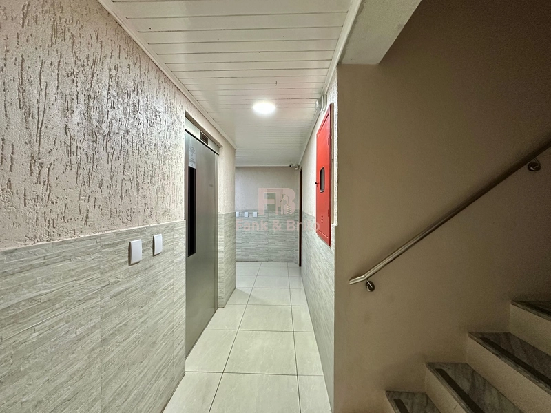 SACADÃO DE FRENTE: 14ª foto da galeria de imagens do imóvel