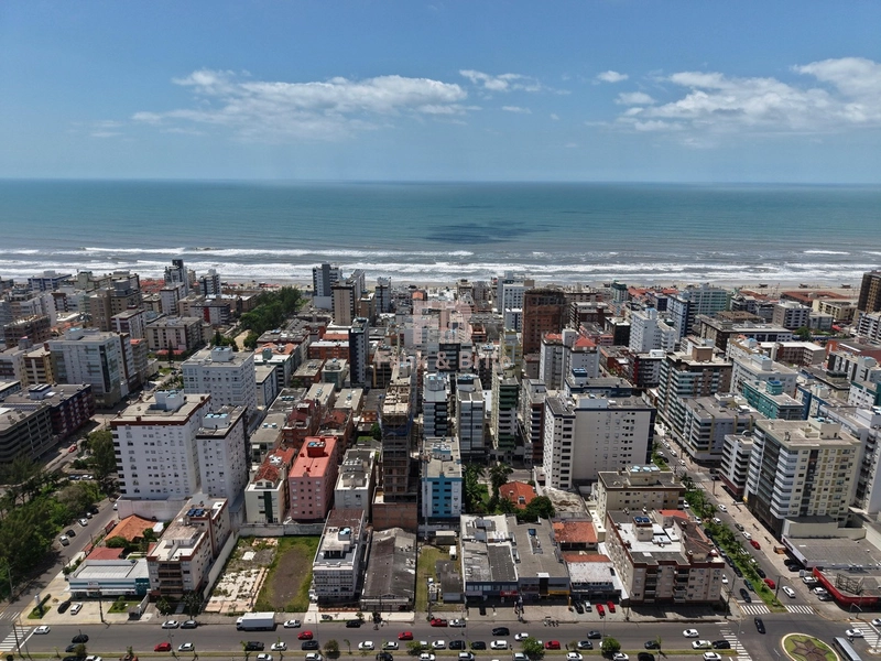 SACADÃO DE FRENTE: 16ª foto da galeria de imagens do imóvel