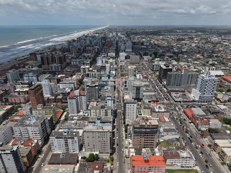 SACADÃO DE FRENTE: 20ª foto da galeria de imagens do imóvel