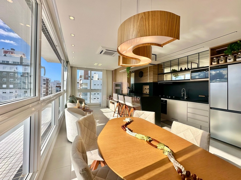 Mobiliado e decorado no Navegantes: 3ª foto da galeria de imagens do imóvel