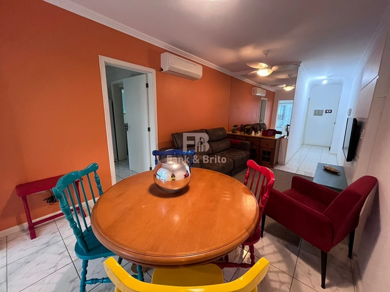 JUNTO A PRAÇA FLAVIO BOIANOVISK! SACADA DE FRENTE COM CHURRASQUEIRA: 7ª foto da galeria de imagens do imóvel