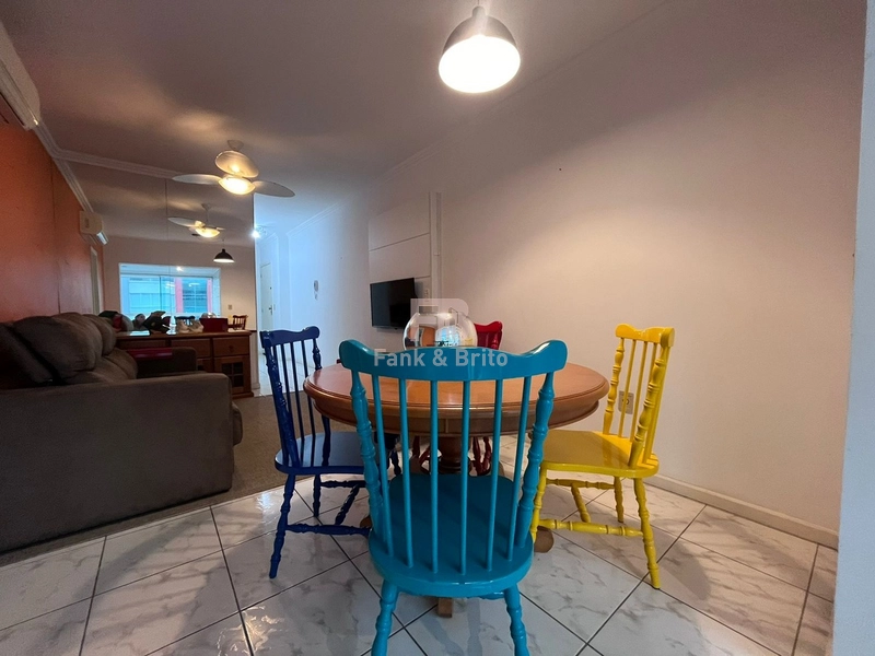 JUNTO A PRAÇA FLAVIO BOIANOVISK! SACADA DE FRENTE COM CHURRASQUEIRA: 6ª foto da galeria de imagens do imóvel