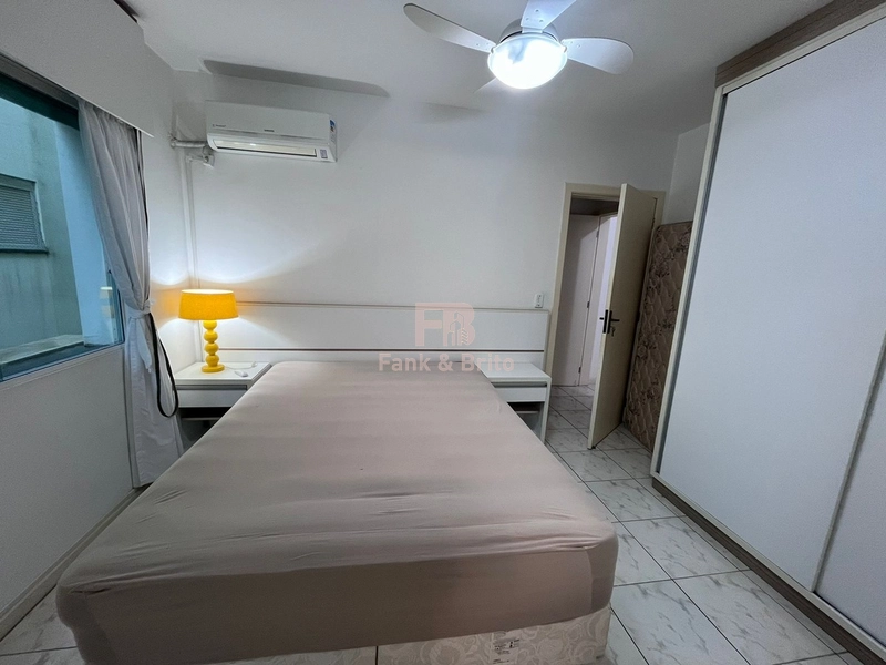 JUNTO A PRAÇA FLAVIO BOIANOVISK! SACADA DE FRENTE COM CHURRASQUEIRA: 16ª foto da galeria de imagens do imóvel