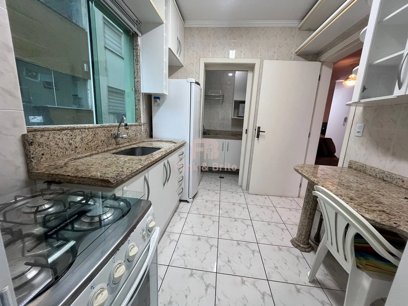 JUNTO A PRAÇA FLAVIO BOIANOVISK! SACADA DE FRENTE COM CHURRASQUEIRA: 13ª foto da galeria de imagens do imóvel