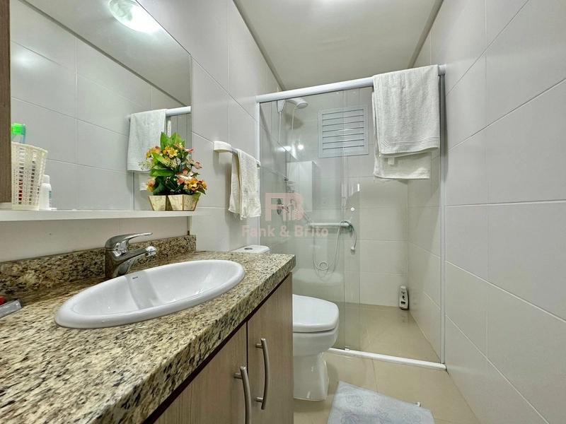 APARTAMENTO COM TERRAÇO: 14ª foto da galeria de imagens do imóvel