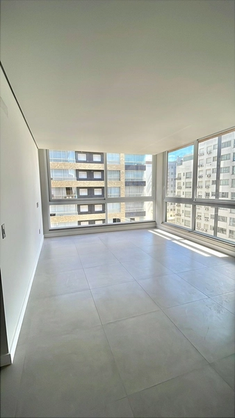 APARTAMENTOS DE 1, 2 E 3 DORMITÓRIOS A VENDA NO BAIRRO NAVEGANTES: 2ª foto da galeria de imagens do imóvel