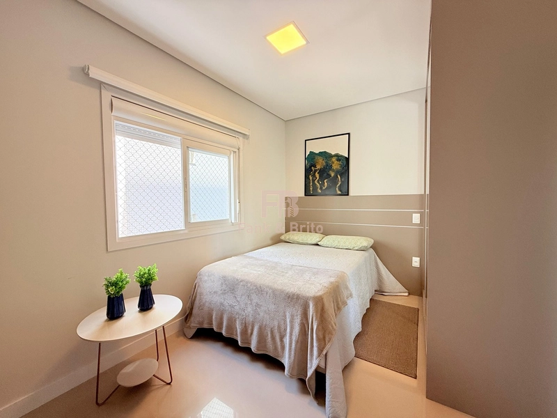 PRÉDIO FRENTE PRAÇA.: 12ª foto da galeria de imagens do imóvel