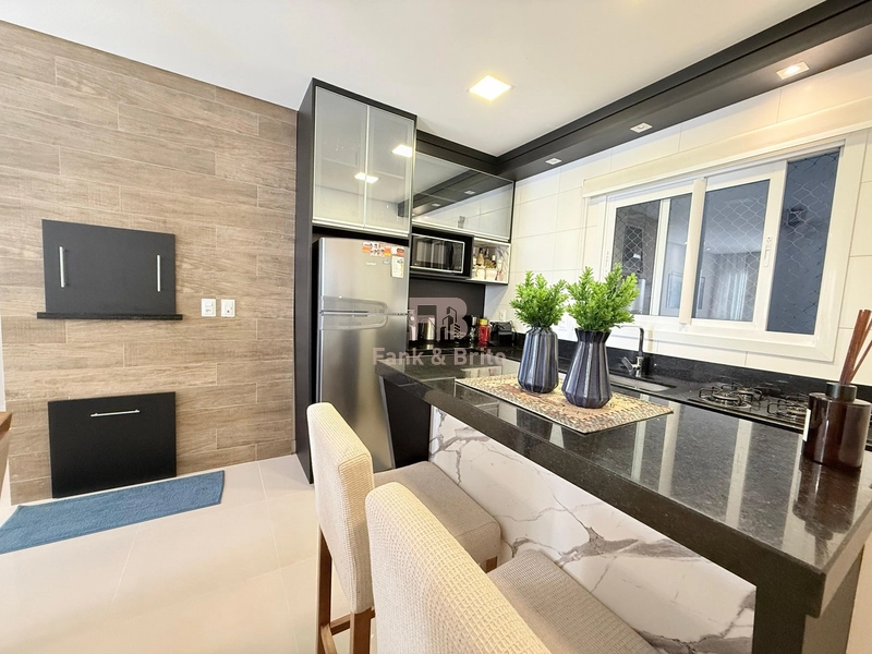 PRÉDIO FRENTE PRAÇA.: 6ª foto da galeria de imagens do imóvel