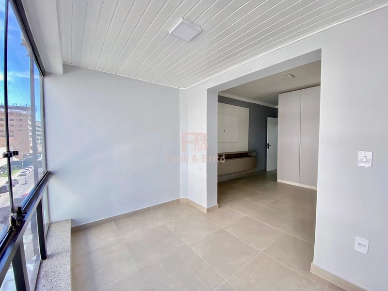 APARTAMENTO DE DOIS DORMITÓRIOS A VENDA MUITO BEM LOCALIZADO: 2ª foto da galeria de imagens do imóvel