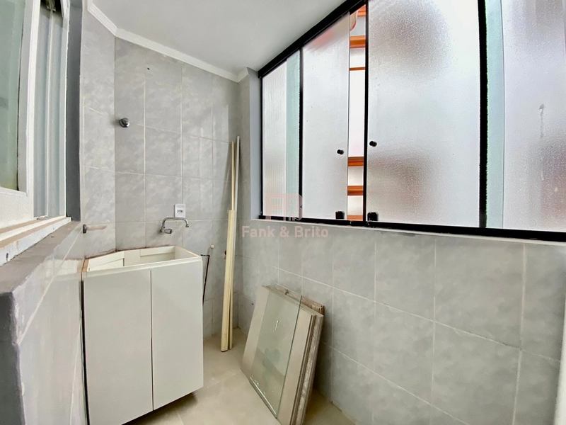 APARTAMENTO DE DOIS DORMITÓRIOS A VENDA MUITO BEM LOCALIZADO: 9ª foto da galeria de imagens do imóvel