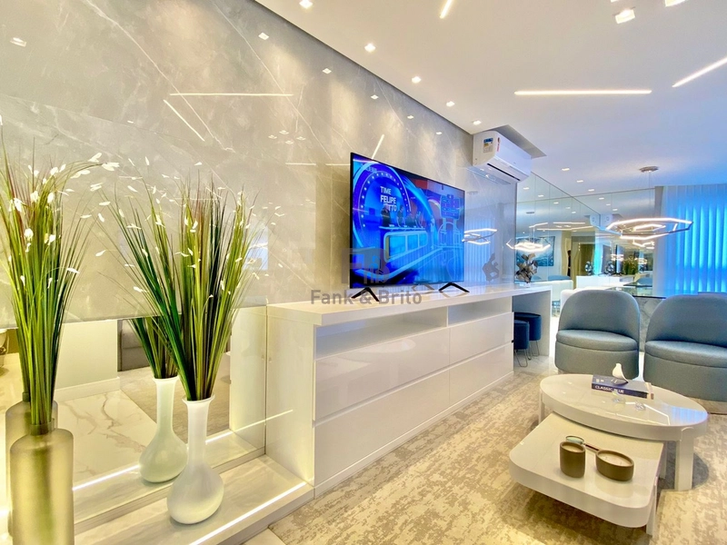 VENDE APARTAMENTO COM SACADA DE FRENTE COM VISTA PARA O MAR E SERRA: 25ª foto da galeria de imagens do imóvel