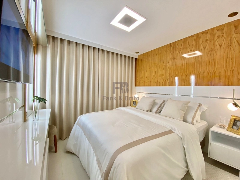 VENDE APARTAMENTO COM SACADA DE FRENTE COM VISTA PARA O MAR E SERRA: 27ª foto da galeria de imagens do imóvel