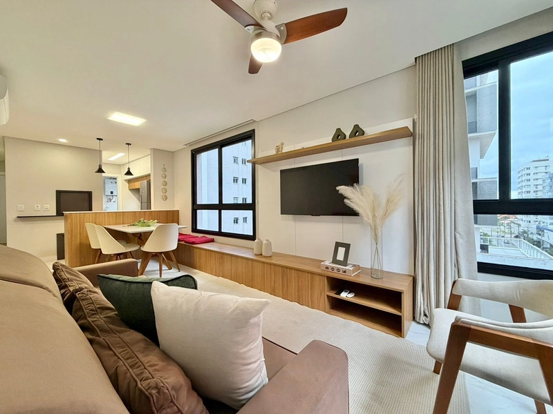  OPORTUNIDADE PERFEITA NA PRAIA! Ideal para morar OU lucrar com locação!: 2ª foto da galeria de imagens do imóvel