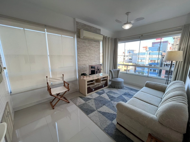 Uma quadra do mar! Com 2 dormitórios à venda em Capão da Canoa!: 1ª foto da galeria de imagens do imóvel