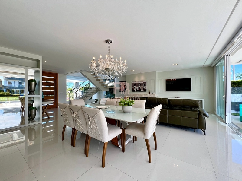 SOBRADO NO CONDOMÍNIO ENSEADA!: 15ª foto da galeria de imagens do imóvel