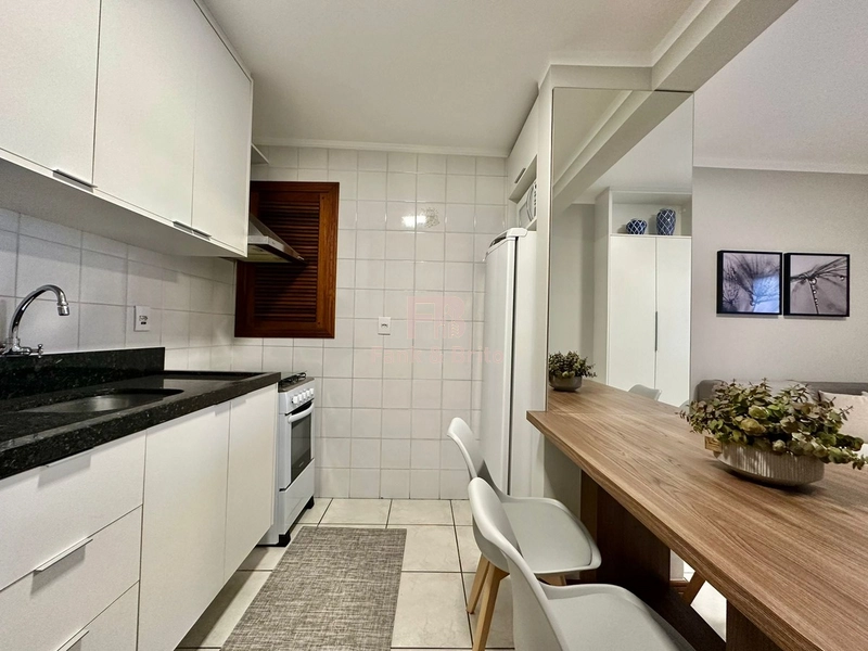 APARTAMENTO A VENDA, NO CENTRO APENAS DUAS QUADRAS DO MAR!: 5ª foto da galeria de imagens do imóvel