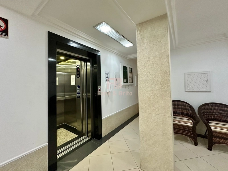 APARTAMENTO A VENDA, NO CENTRO APENAS DUAS QUADRAS DO MAR!: 12ª foto da galeria de imagens do imóvel