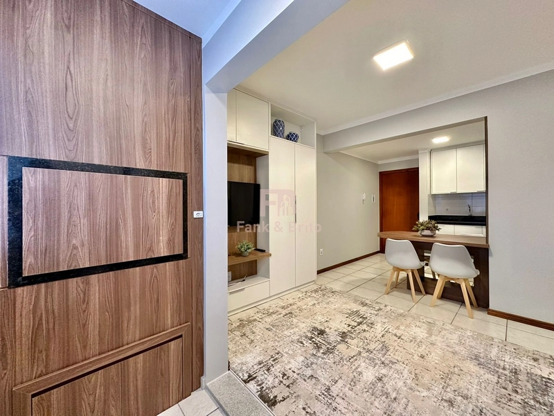 APARTAMENTO A VENDA, NO CENTRO APENAS DUAS QUADRAS DO MAR!: 1ª foto da galeria de imagens do imóvel