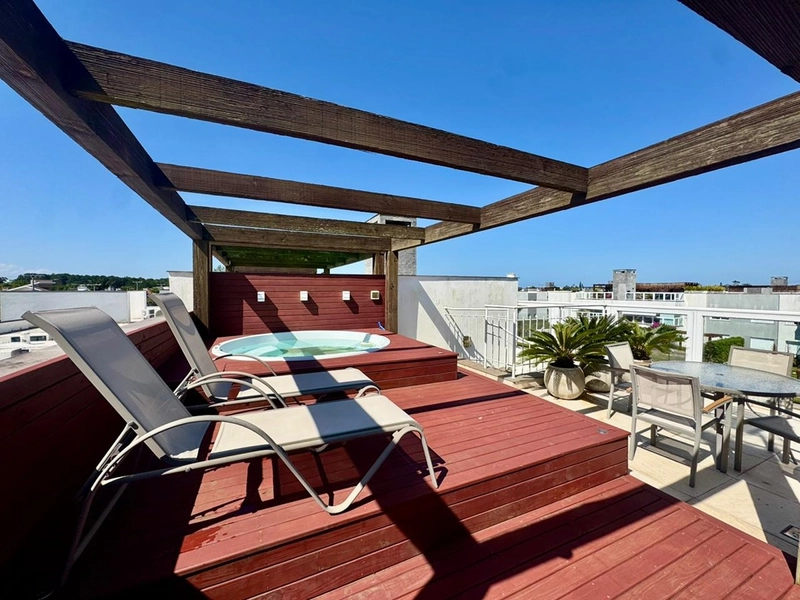 Cobertura duplex mobiliada no Rossi Atlântida: 3ª foto da galeria de imagens do imóvel