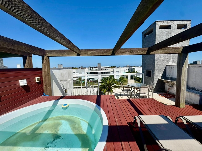 Cobertura duplex mobiliada no Rossi Atlântida: 4ª foto da galeria de imagens do imóvel