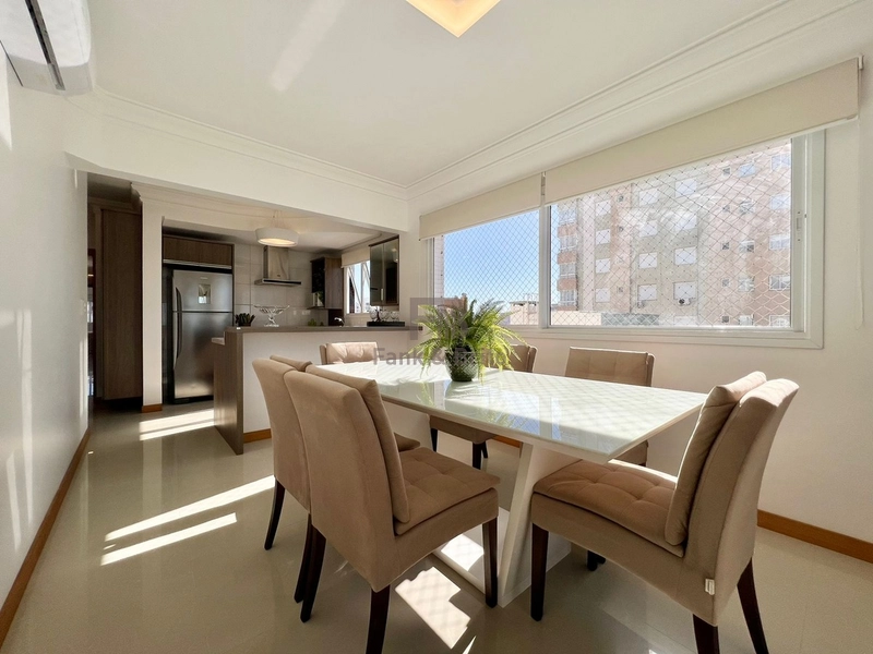 APARTAMENTO À VENDA 01 APARTAMENTO POR ANDAR, VISTA PARA O MAR: 7ª foto da galeria de imagens do imóvel