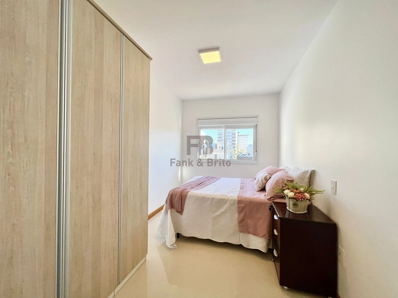 APARTAMENTO À VENDA 01 APARTAMENTO POR ANDAR, VISTA PARA O MAR: 14ª foto da galeria de imagens do imóvel