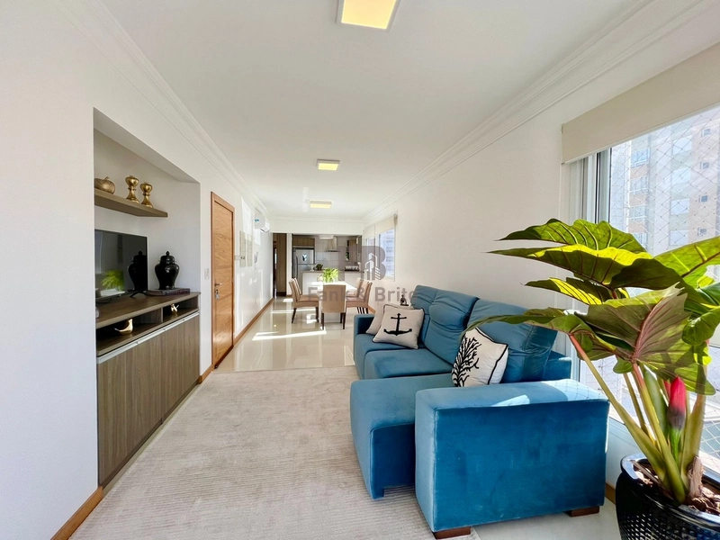 APARTAMENTO À VENDA 01 APARTAMENTO POR ANDAR, VISTA PARA O MAR: 2ª foto da galeria de imagens do imóvel