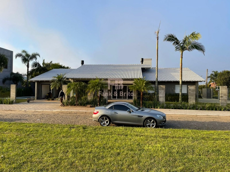 CASA A VENDA EM ATLANTIDA XANGRI-LA RS: 2ª foto da galeria de imagens do imóvel