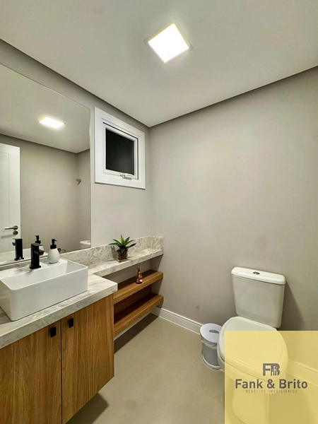 Apartamento localizado a uma quadra do mar: 13ª foto da galeria de imagens do imóvel