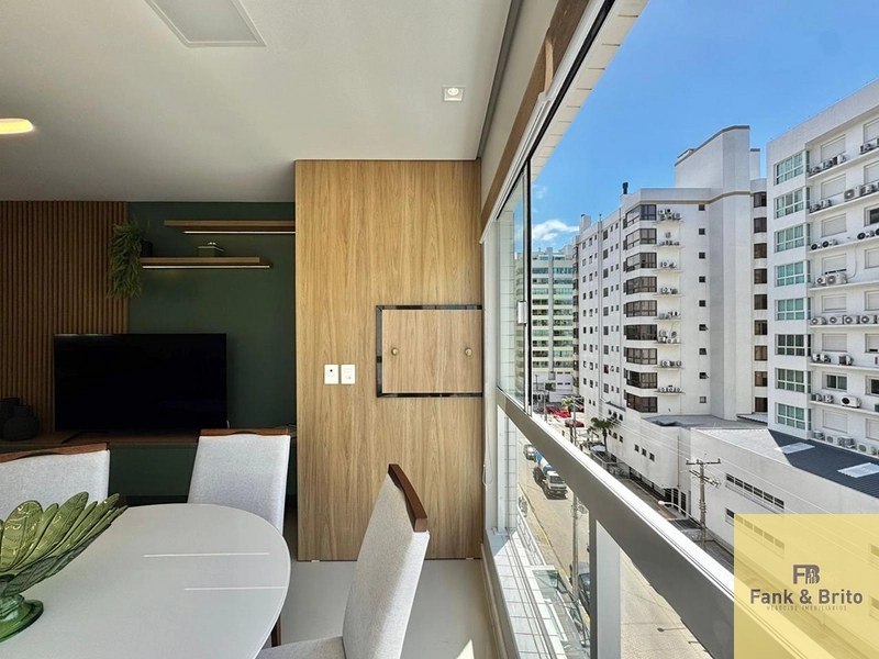 Apartamento localizado a uma quadra do mar: 4ª foto da galeria de imagens do imóvel