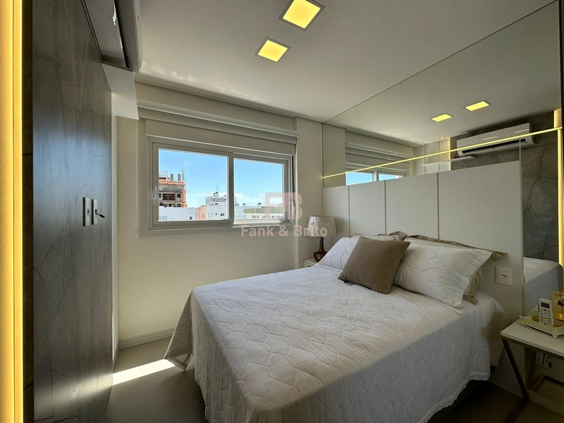 VENDE AMPLO APARTAMENTO FINAMENTE MOBILIADO E DECORADO: 22ª foto da galeria de imagens do imóvel