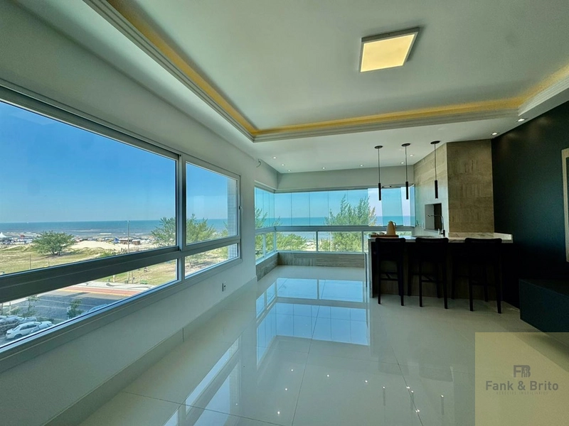 APARTAMENTO  A VENDA EM BAIRRO NOBRE NA BEIRA MAR DE CAPÃO DA CANOA: 4ª foto da galeria de imagens do imóvel