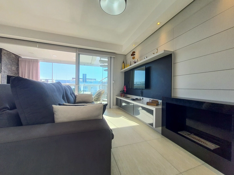 COBERTURA DUPLEX NO ROSSI: 3ª foto da galeria de imagens do imóvel