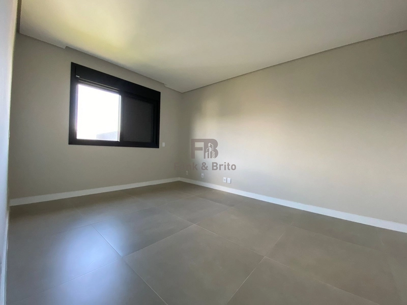 CASA A VENDA EM CONDOMINIO FECHADO: 13ª foto da galeria de imagens do imóvel