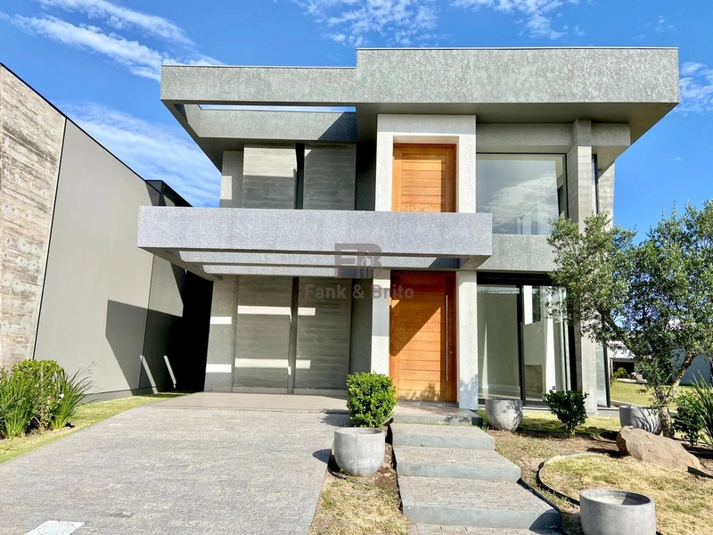 CASA A VENDA EM CONDOMINIO FECHADO: 2ª foto da galeria de imagens do imóvel