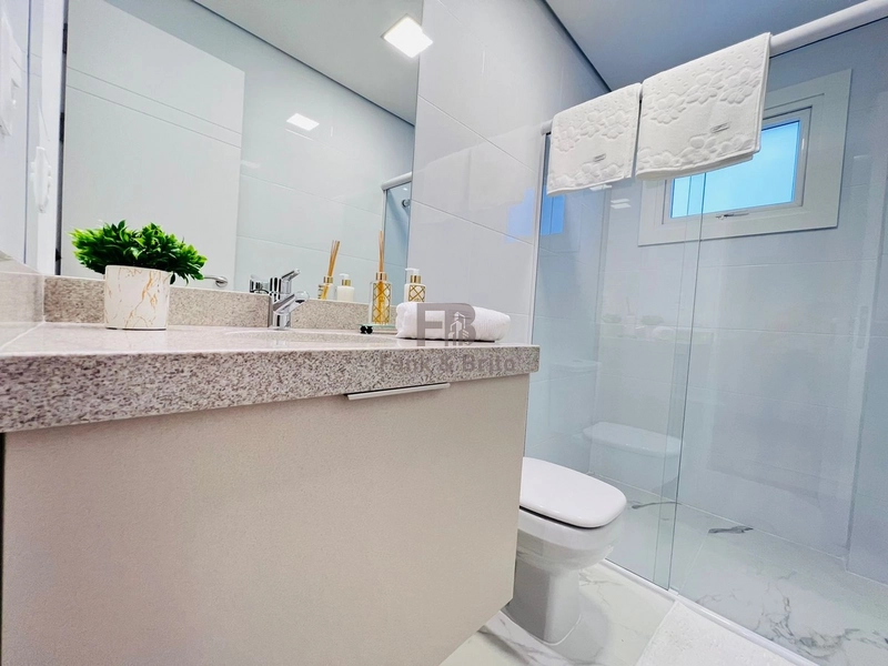 VENDE APARTAMENTO COM TERRAÇO FINAMENTE MOBILIADO E DECORADO: 1ª foto da galeria de imagens do imóvel